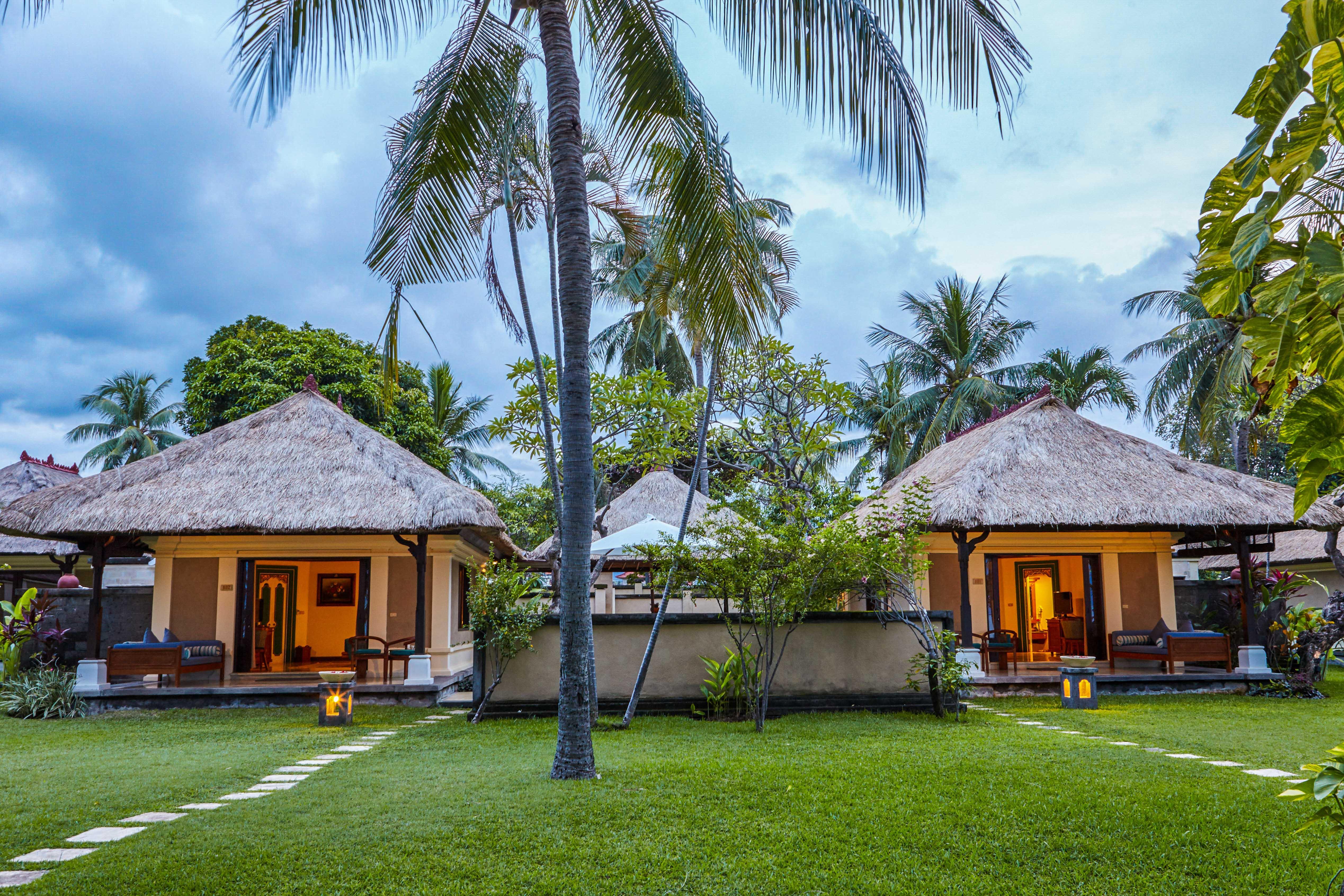 Hotel Puri Bagus Lovina Exterior foto