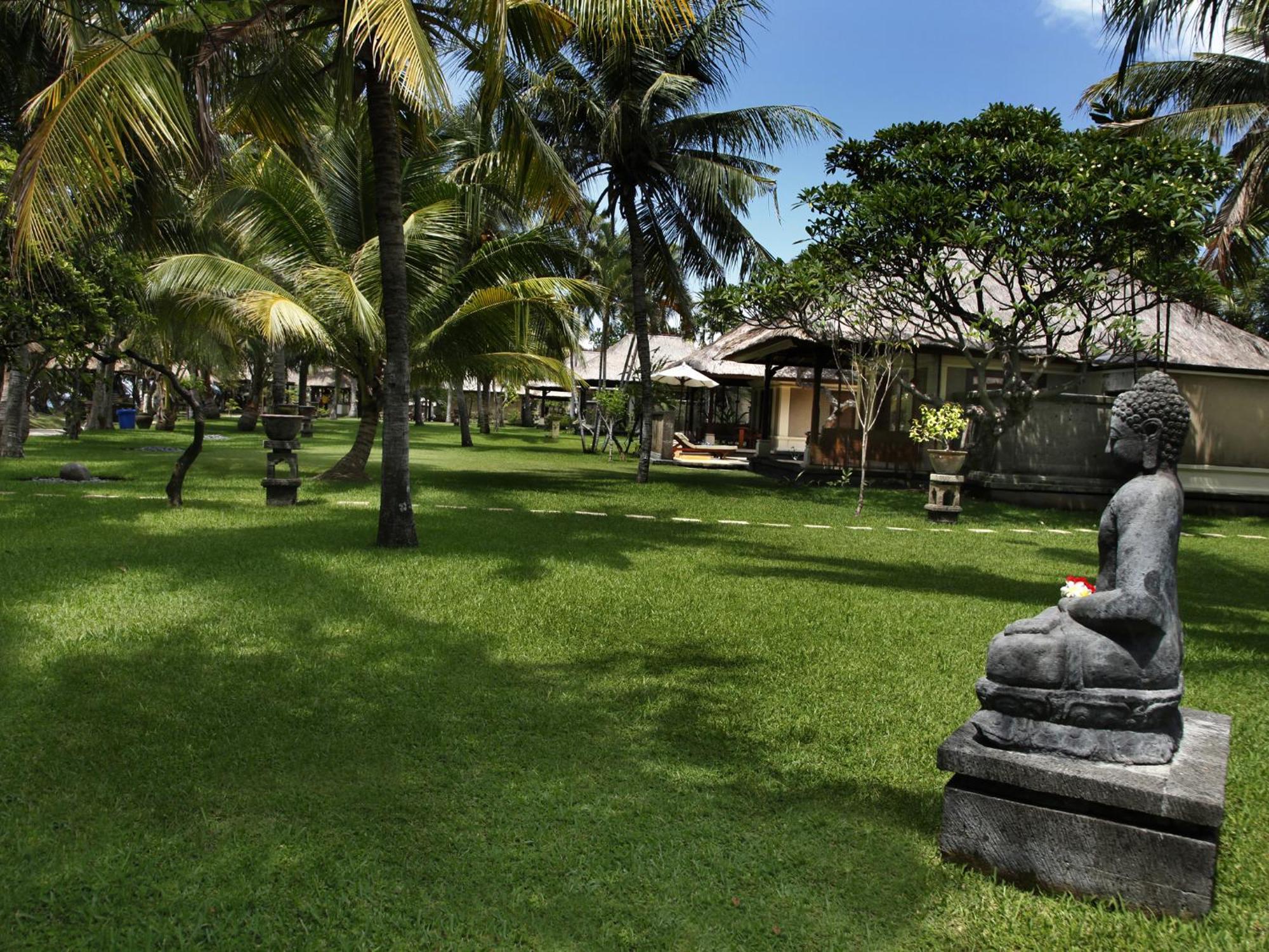 Hotel Puri Bagus Lovina Exterior foto