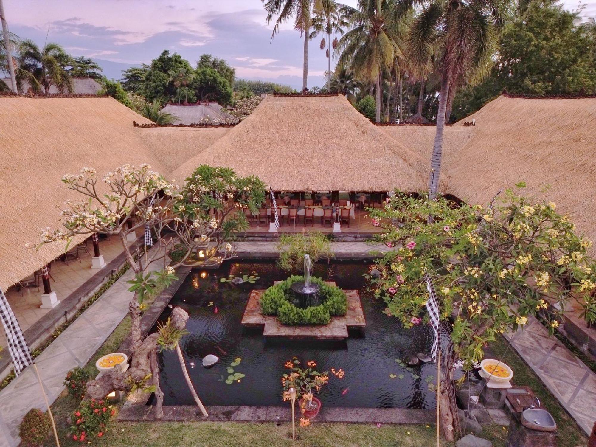 Hotel Puri Bagus Lovina Exterior foto